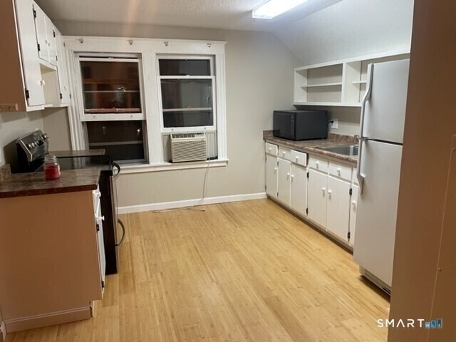 40 Quaker Lane - Photo 10