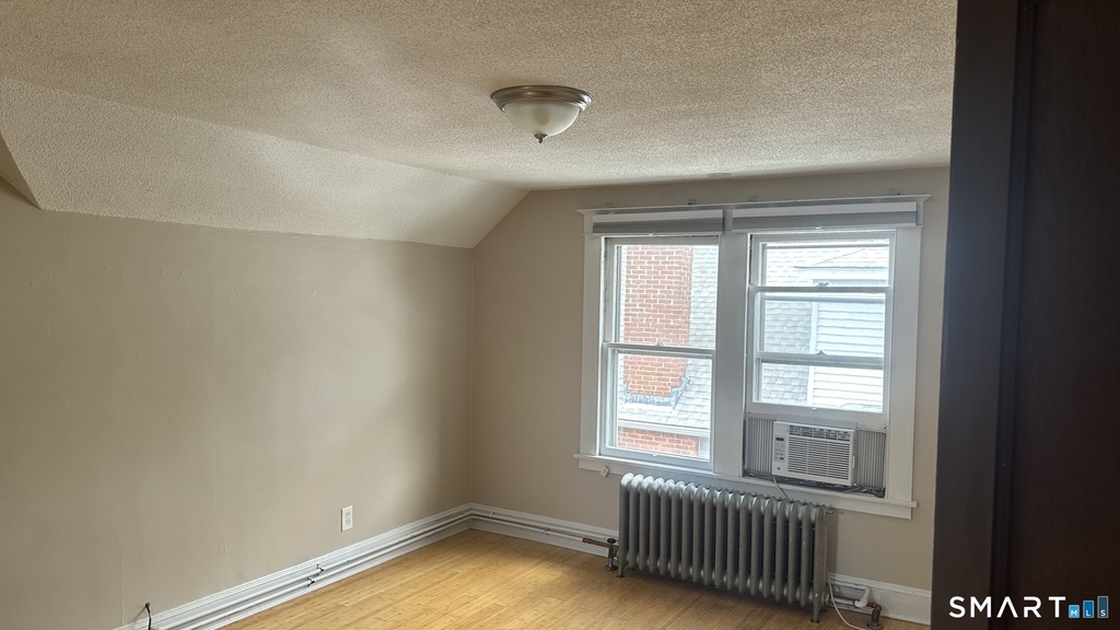 40 Quaker Lane - Photo 16