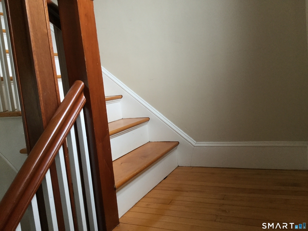 40 Quaker Lane - Photo 3