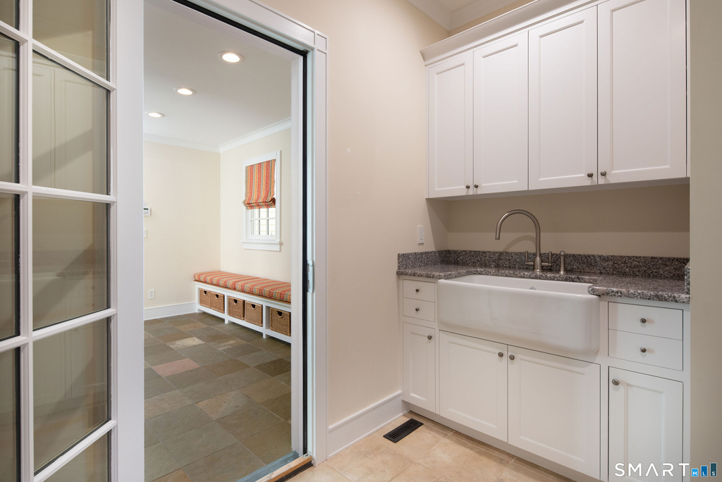 63 Belden Street - Photo 30