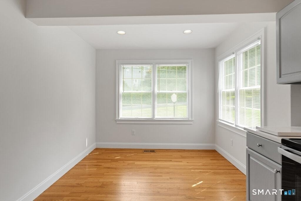 85 Prospect Street - Photo 4