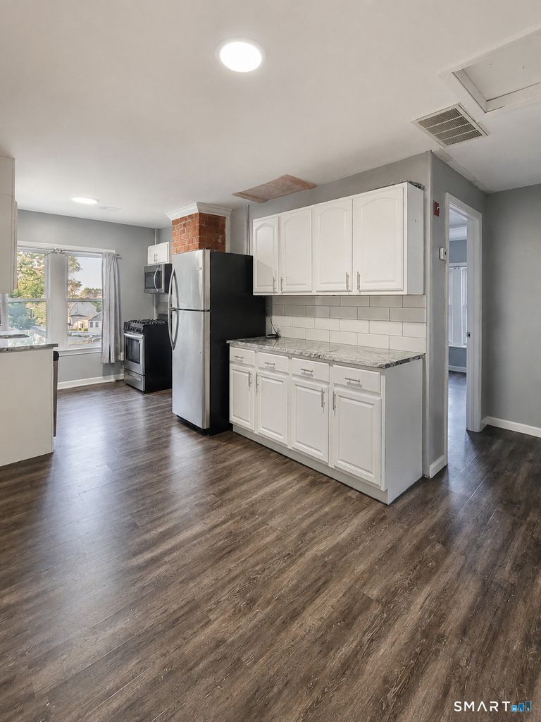 158 Chapel Street - Photo 2