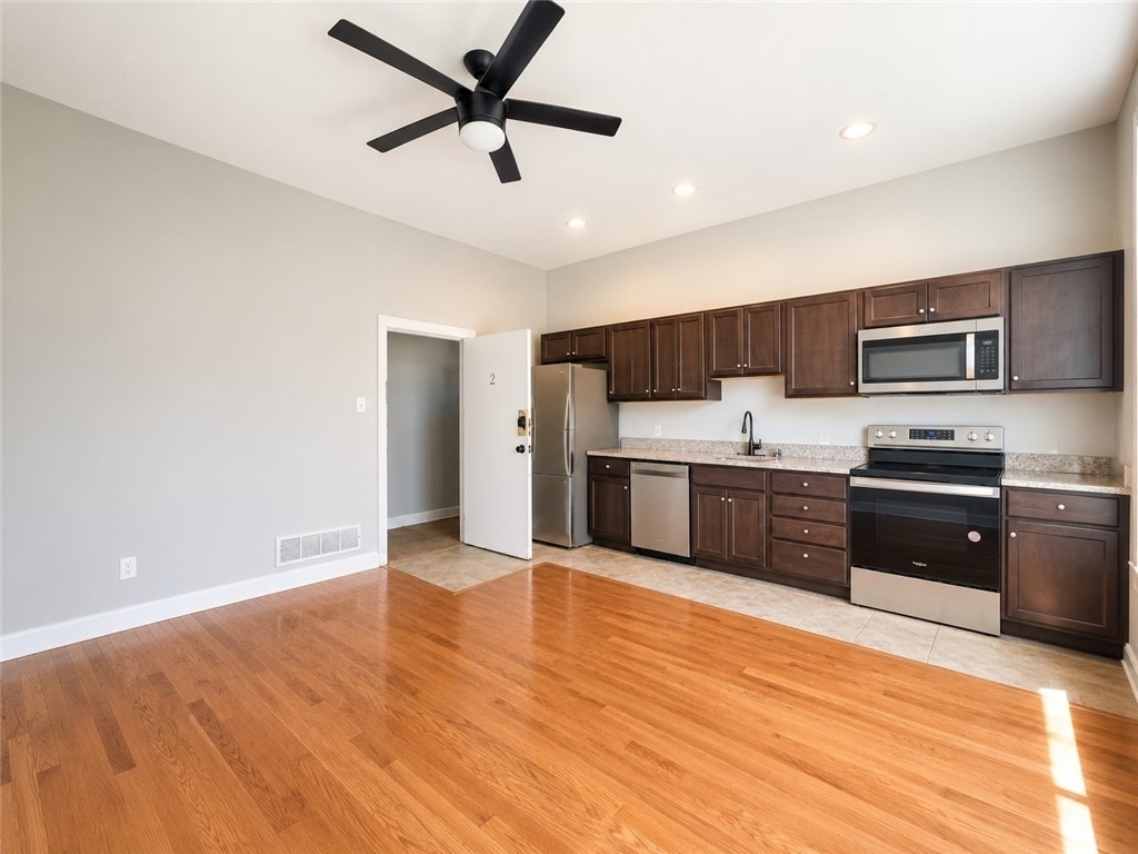 735 N Highland - Photo 6
