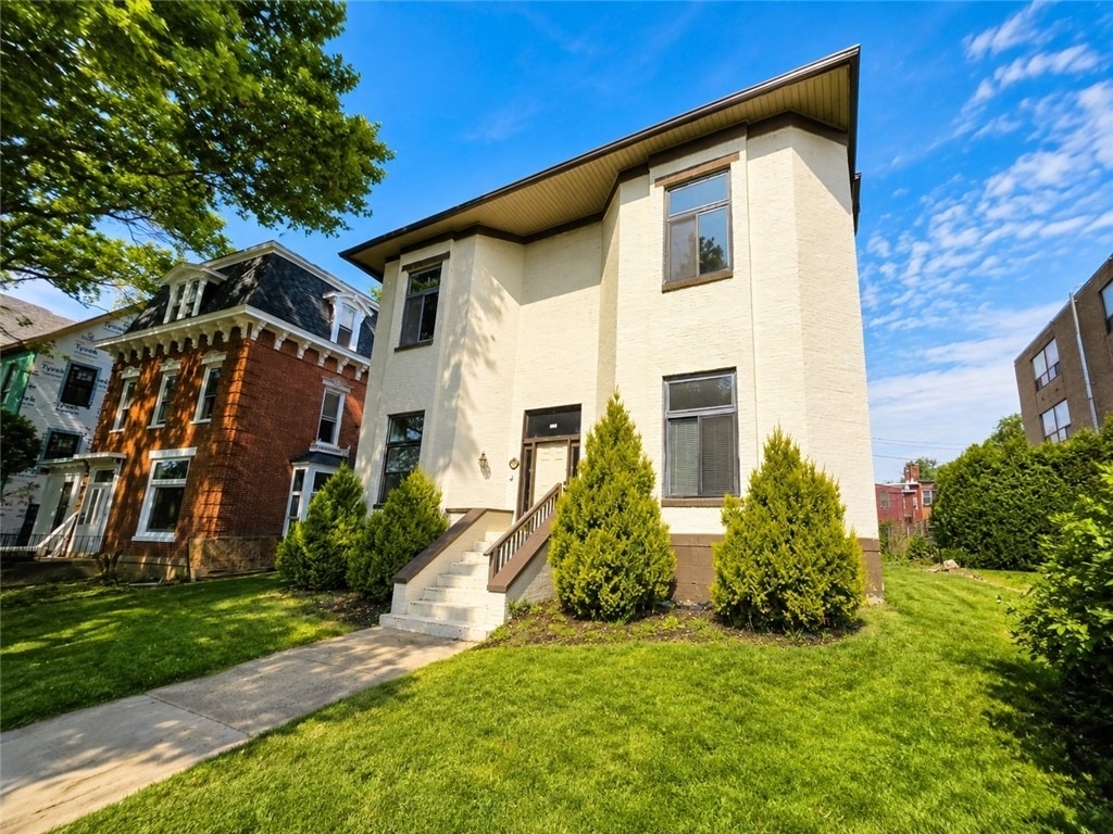 735 N Highland - Photo 2