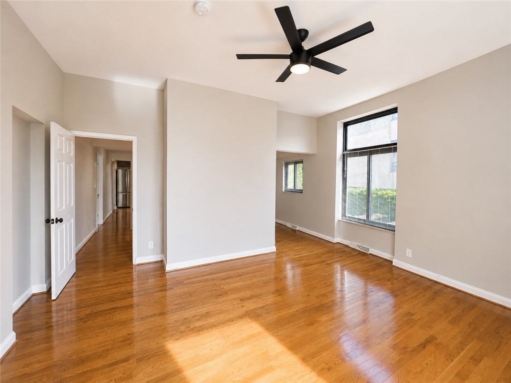 735 N Highland - Photo 11