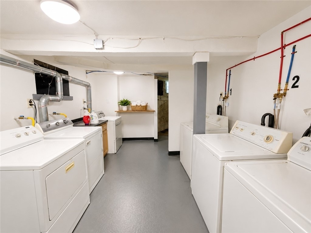 735 N Highland - Photo 39