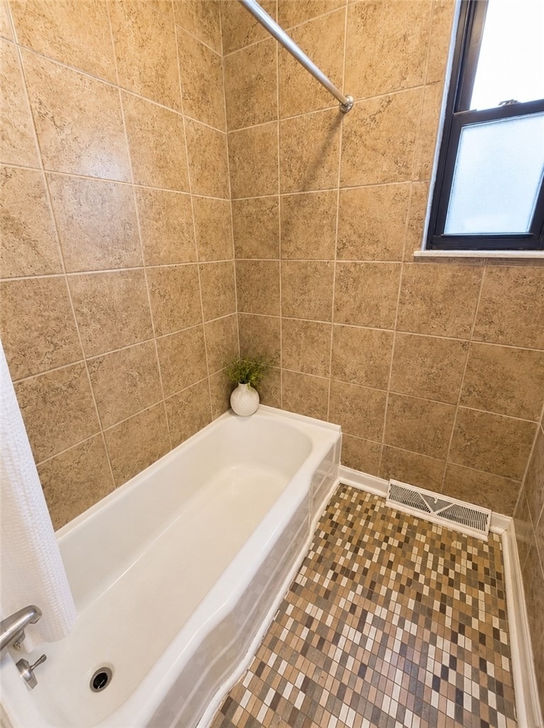 735 N Highland - Photo 34