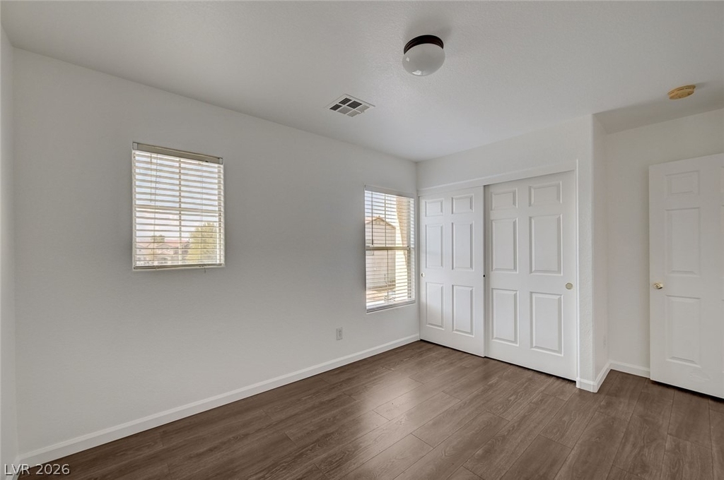 5672 Park City Avenue - Photo 16