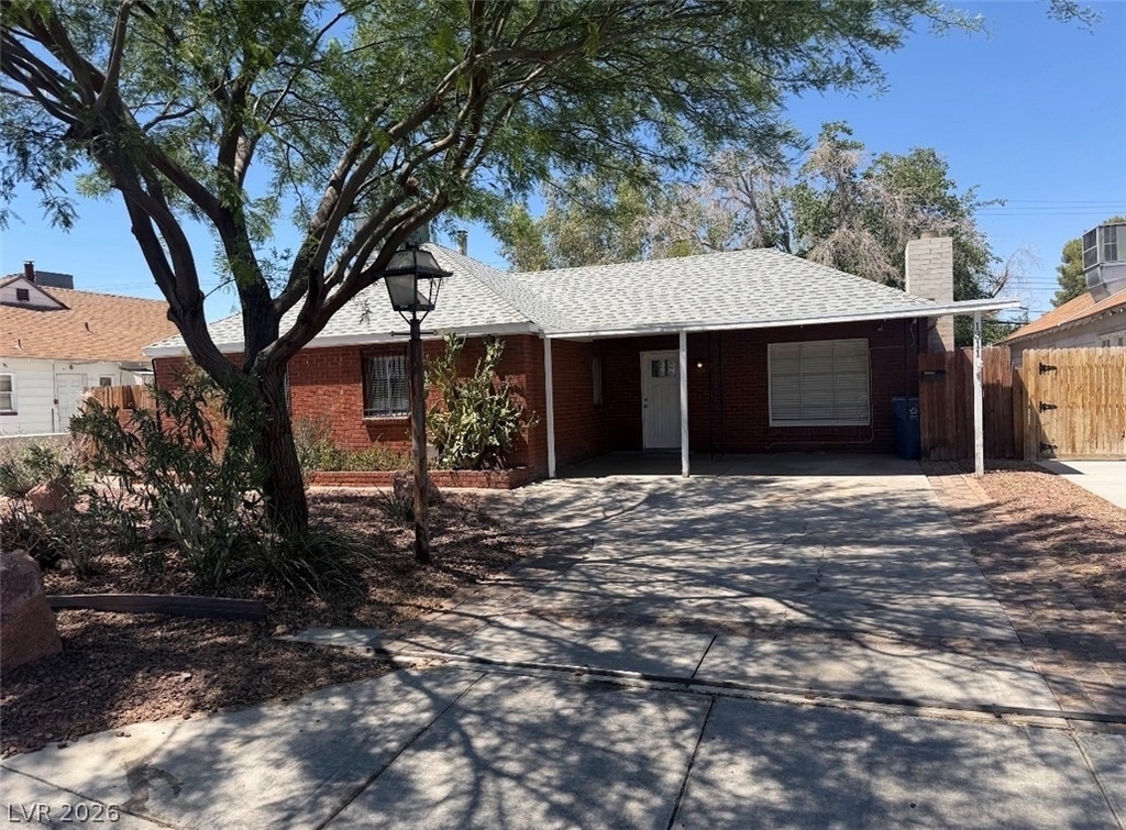 1311 Griffith Avenue - Photo 3