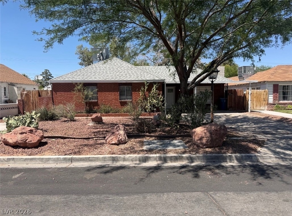 1311 Griffith Avenue - Photo 0