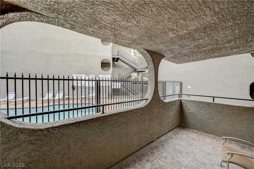 701 Capri Drive - Photo 40
