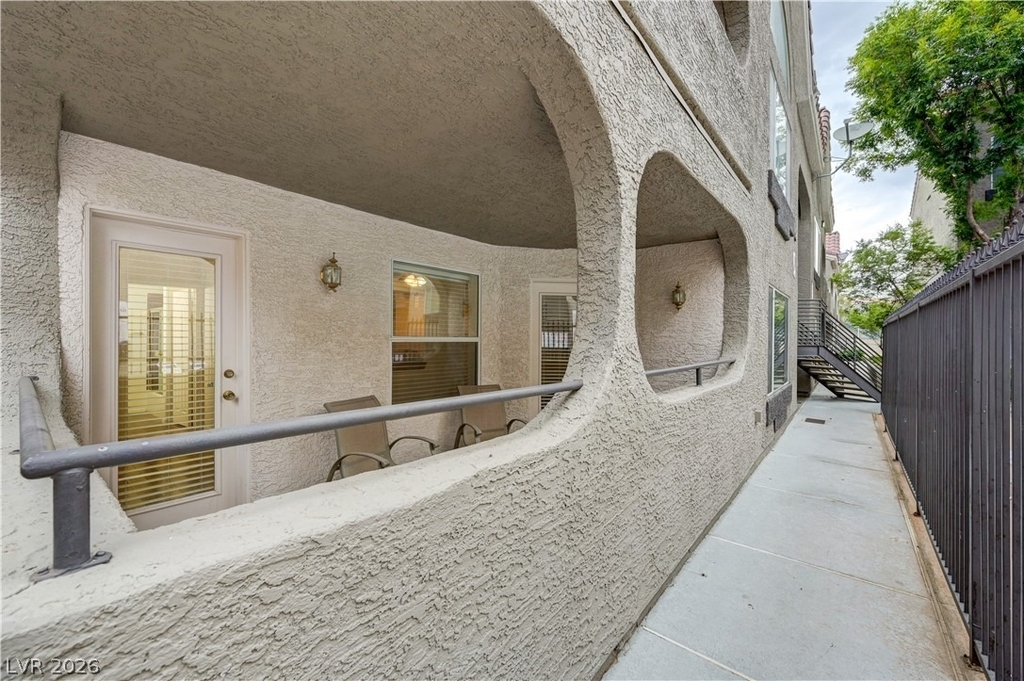 701 Capri Drive - Photo 4