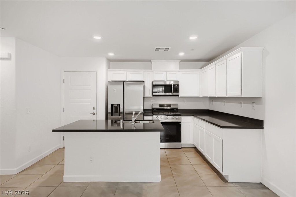 3509 Golden Chariot Avenue - Photo 10