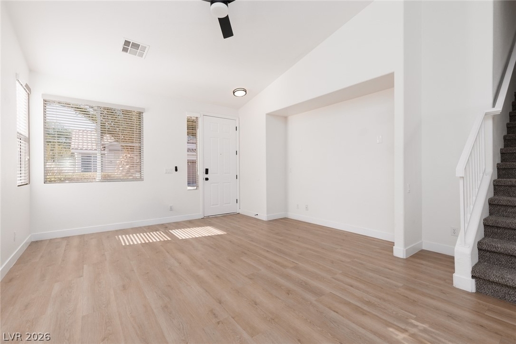 886 Park Walk Avenue - Photo 3
