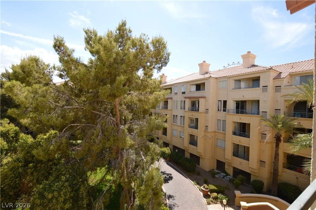 230 E Flamingo Road - Photo 19