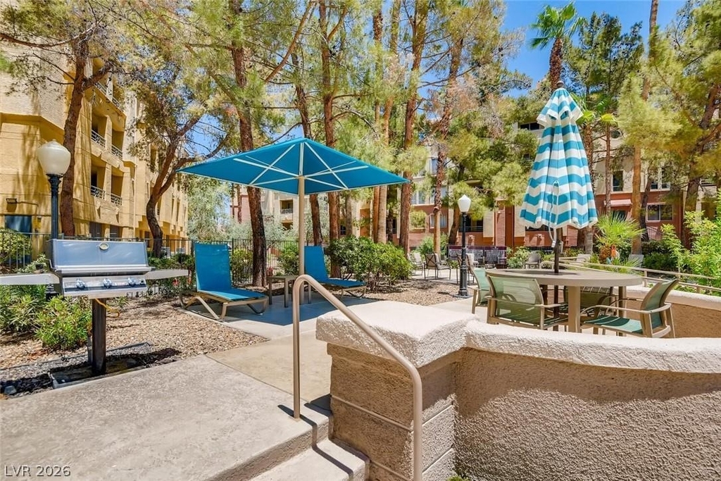 230 E Flamingo Road - Photo 31