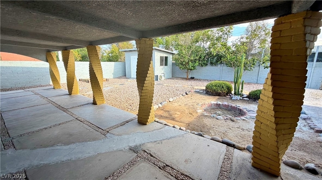 812 Bracken Avenue - Photo 32