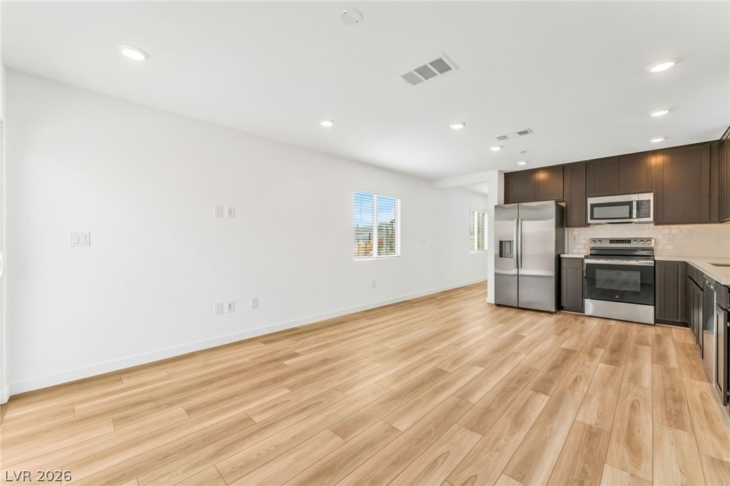2204 Abraham Avenue - Photo 7