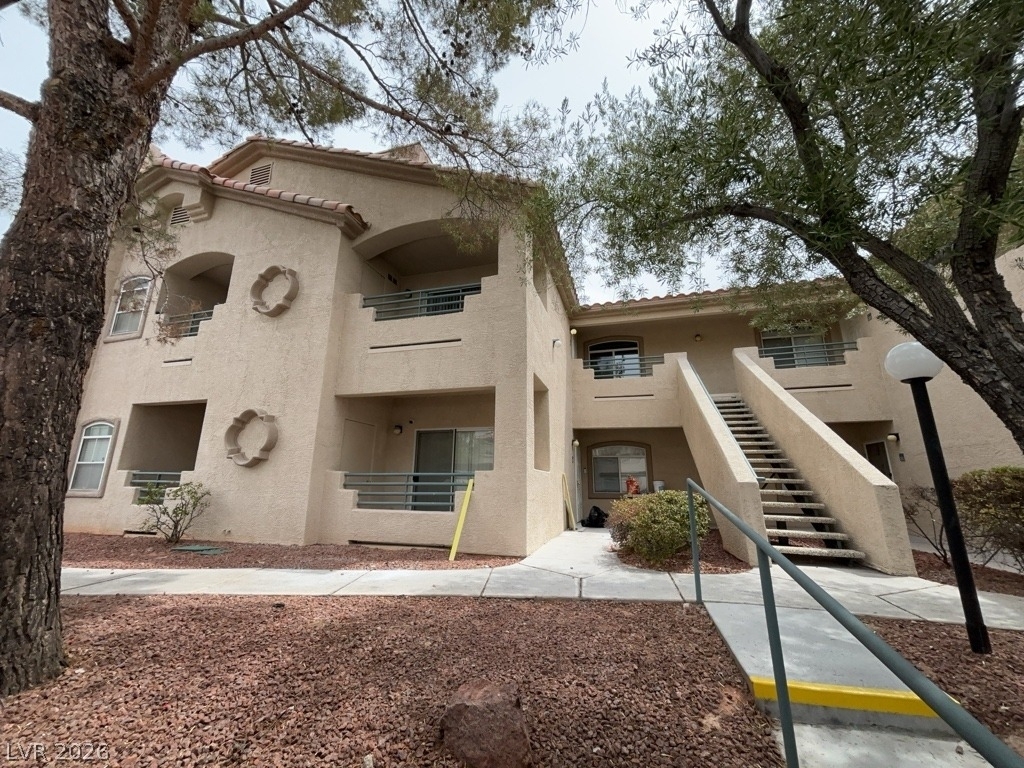 5415 W Harmon Avenue - Photo 0