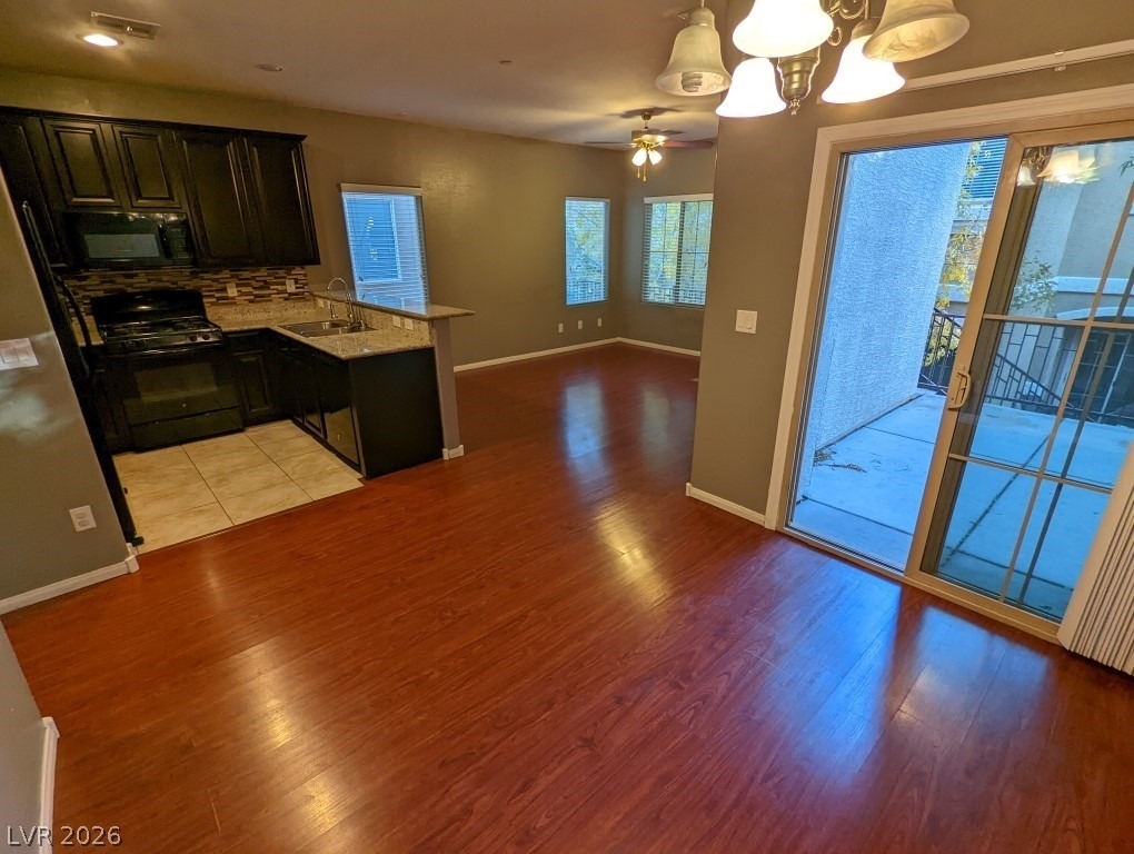 7760 Floral Fabric Court - Photo 14