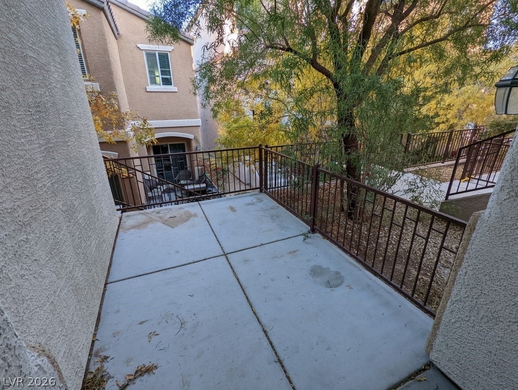7760 Floral Fabric Court - Photo 12