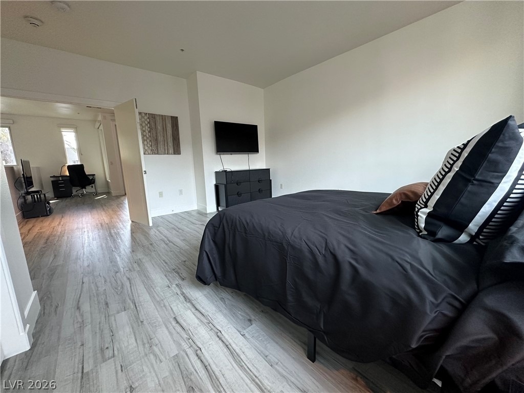 4545 Dean Martin Drive - Photo 18