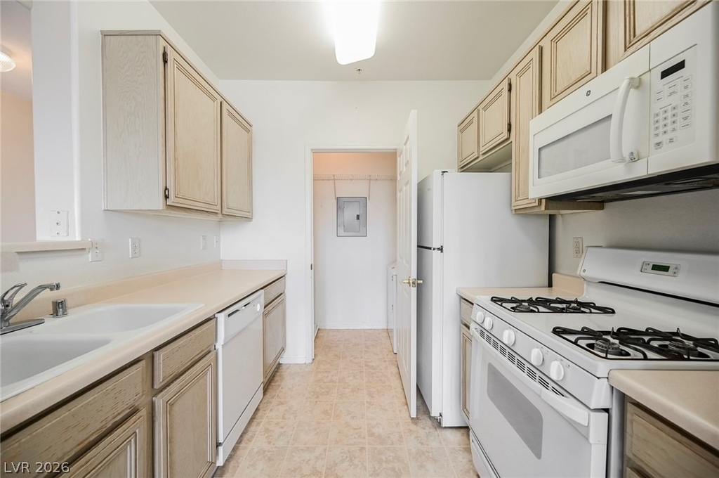 7107 S Durango Drive - Photo 2