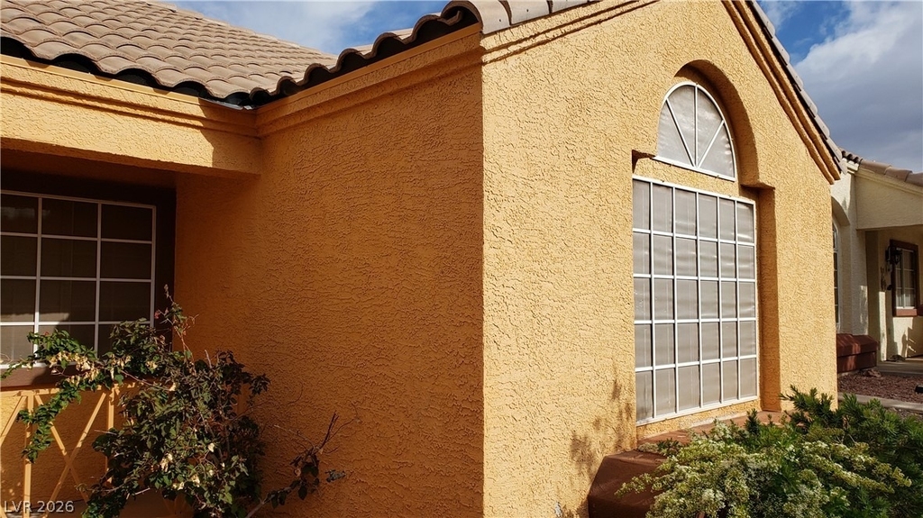 606 Lively Fiesta Way - Photo 0