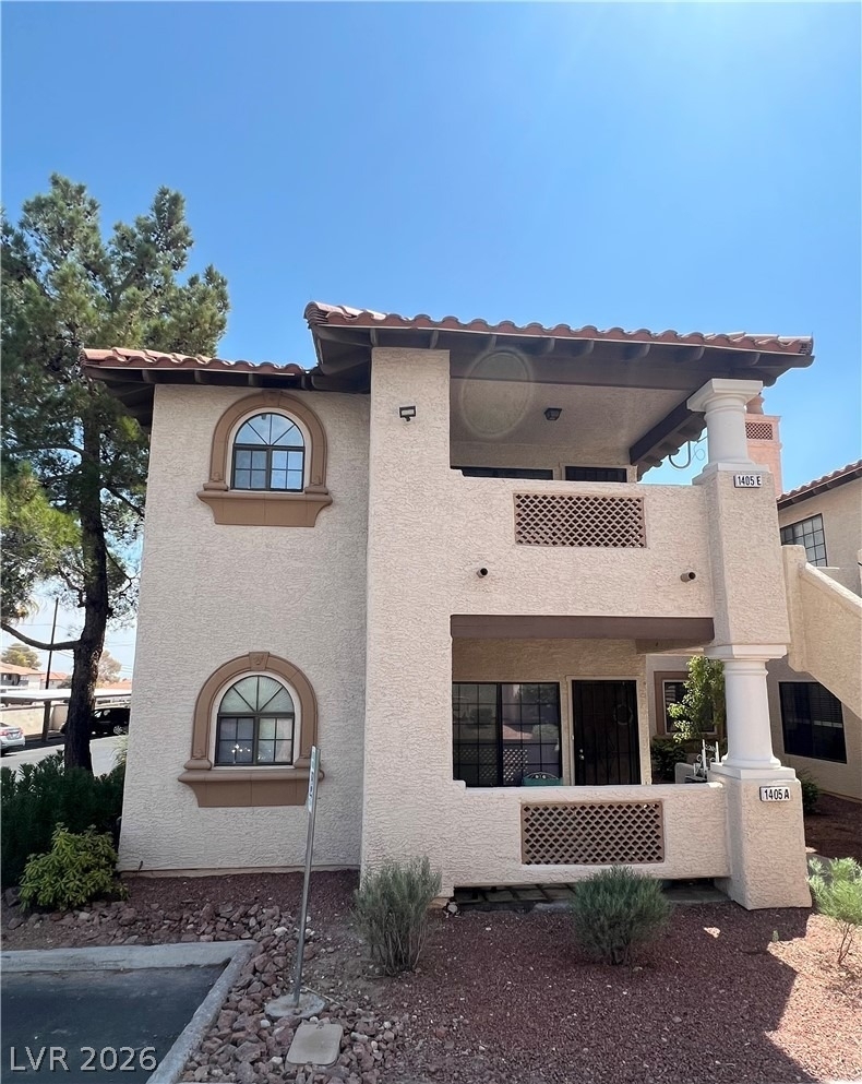 1405 Santa Margarita Street - Photo 0