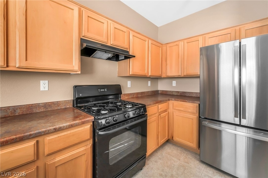 7660 W Eldorado Lane - Photo 9