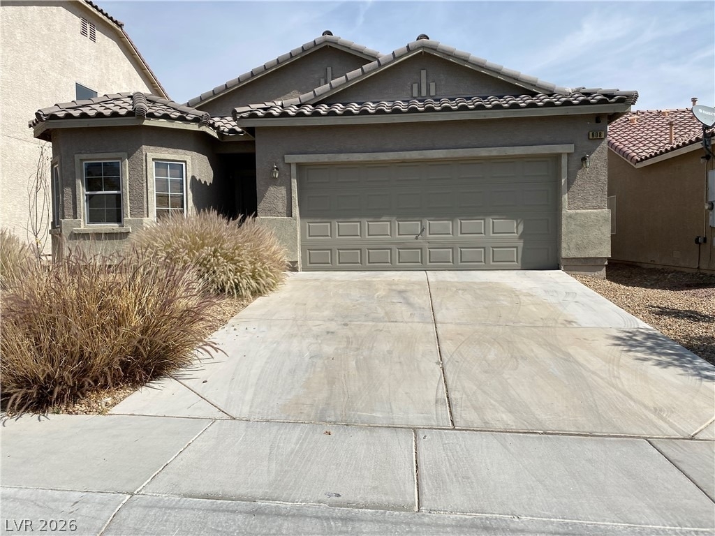 608 Cowboy Cross Avenue - Photo 0