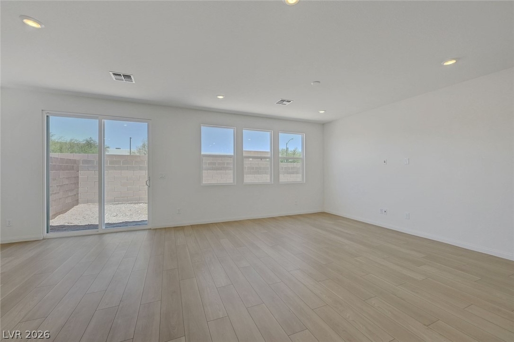 7086 Parkallen Avenue - Photo 13