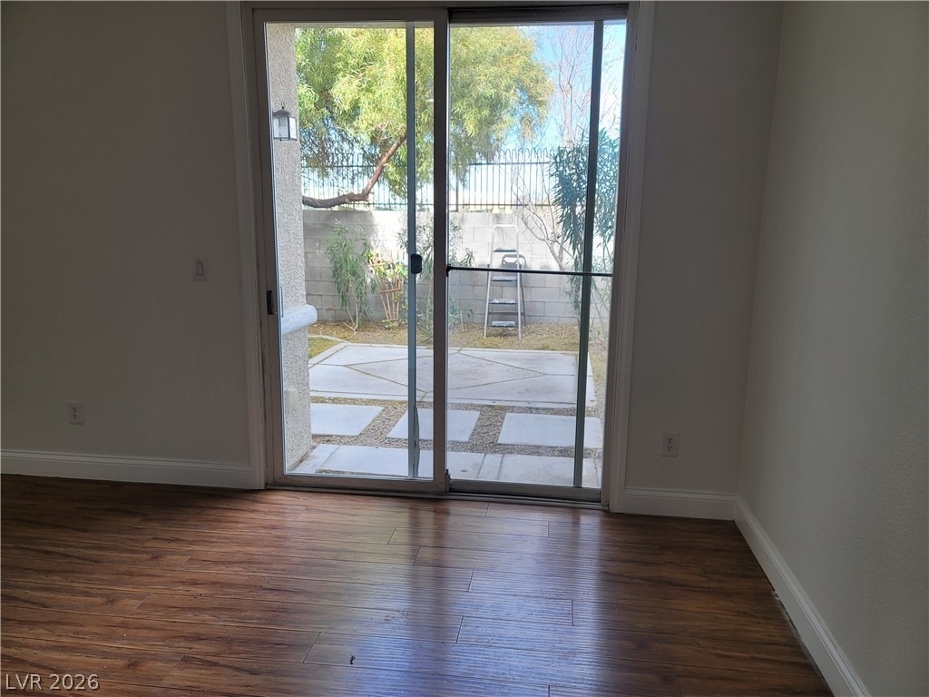 6140 Pine Villa Avenue - Photo 15