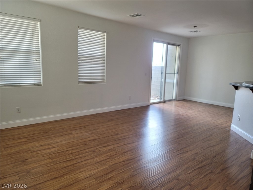 6140 Pine Villa Avenue - Photo 9