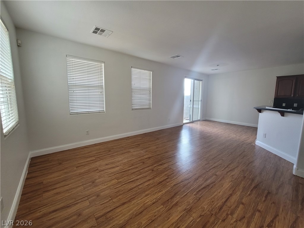 6140 Pine Villa Avenue - Photo 10