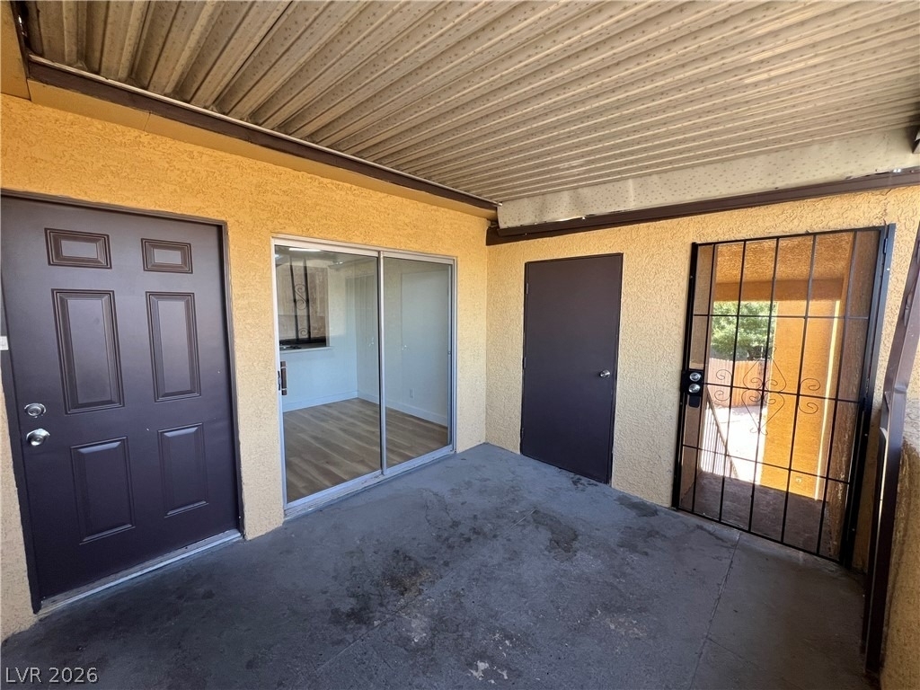 1534 Hialeah Drive - Photo 1