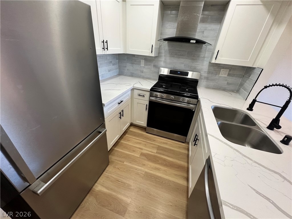 1534 Hialeah Drive - Photo 8