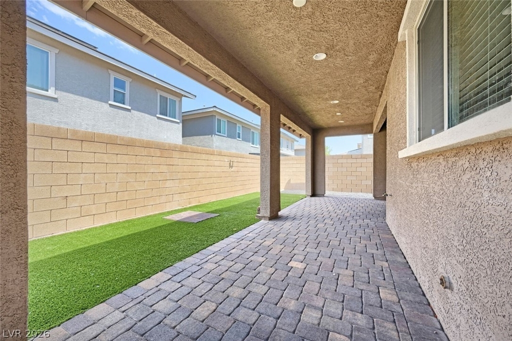164 Pace Avenue - Photo 20