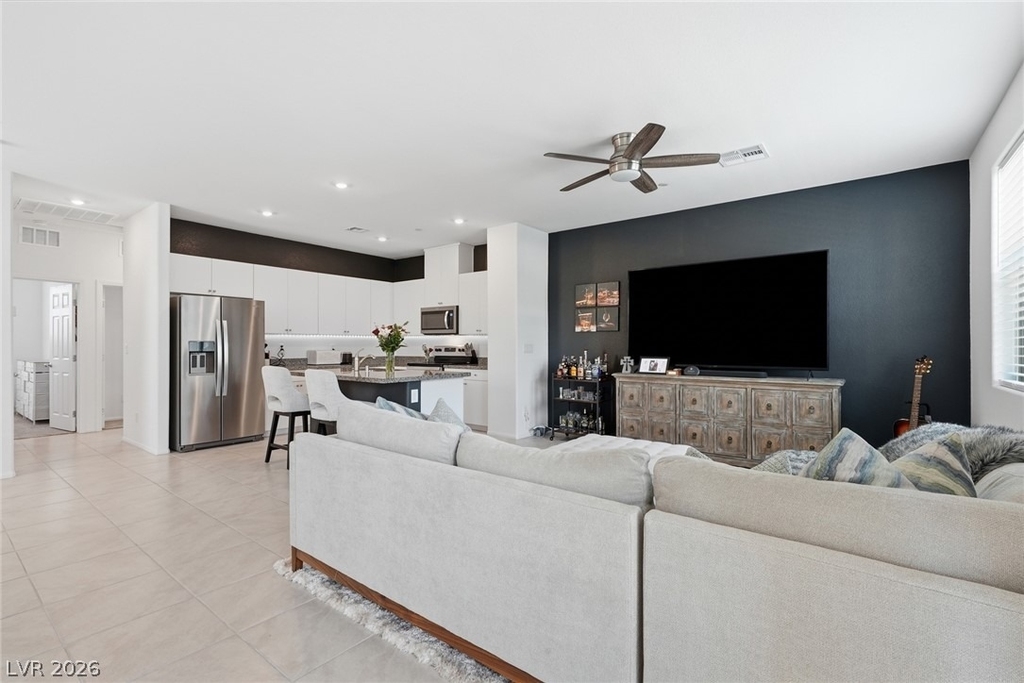 6155 Garden Oasis Street - Photo 2