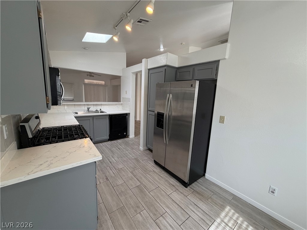 5905 Silver Heights Street - Photo 4