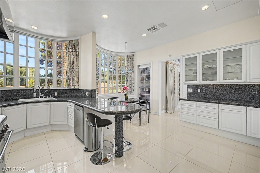 1105 Broadmoor Avenue - Photo 14