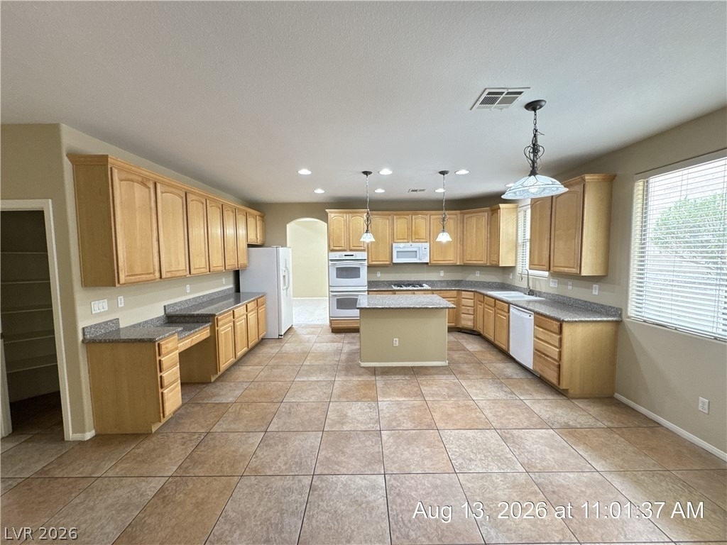 2768 Craigmillar Street - Photo 9
