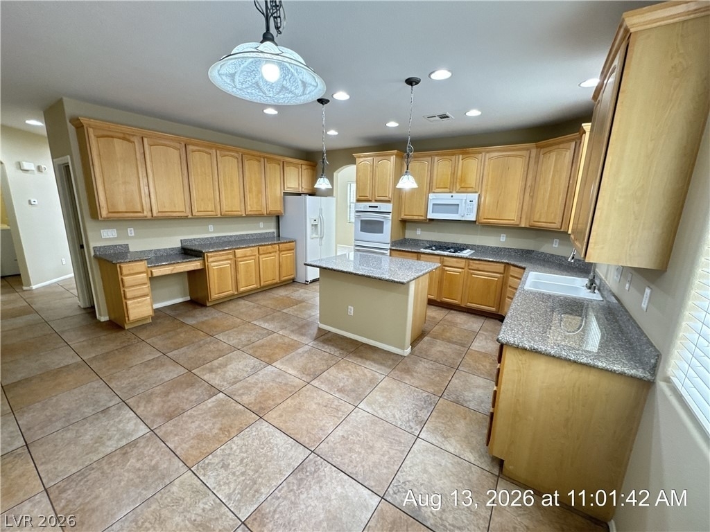 2768 Craigmillar Street - Photo 4