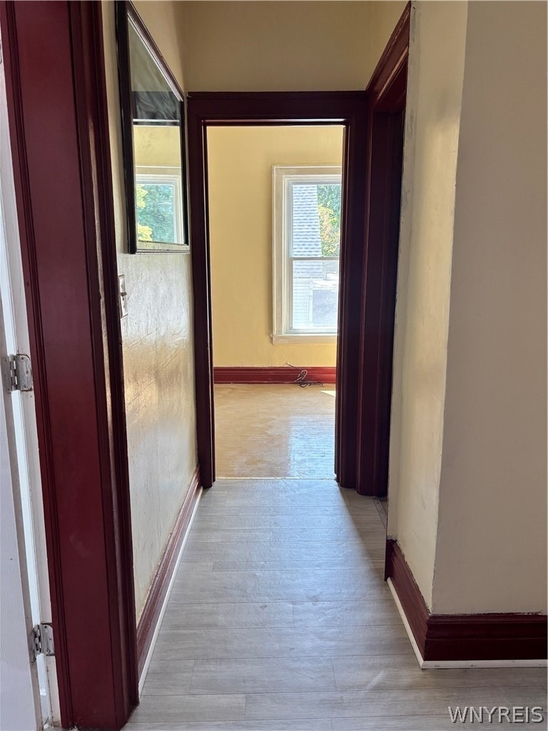 215 Ludington Street - Photo 12