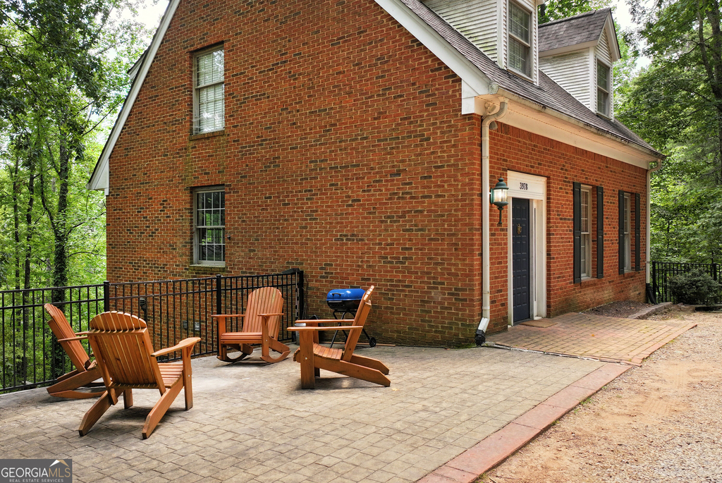 3978 Pine Shore Circle - Photo 3