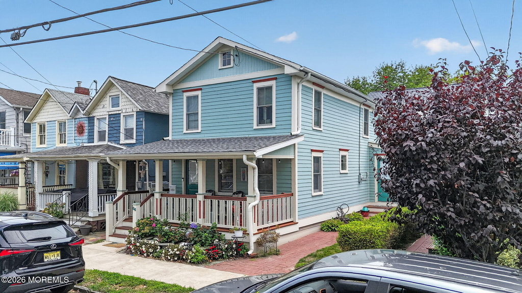 86 Franklin Avenue - Photo 1