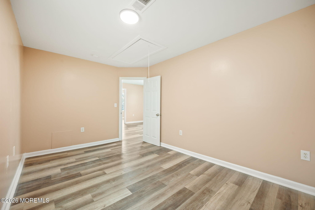 143 Center Avenue - Photo 11