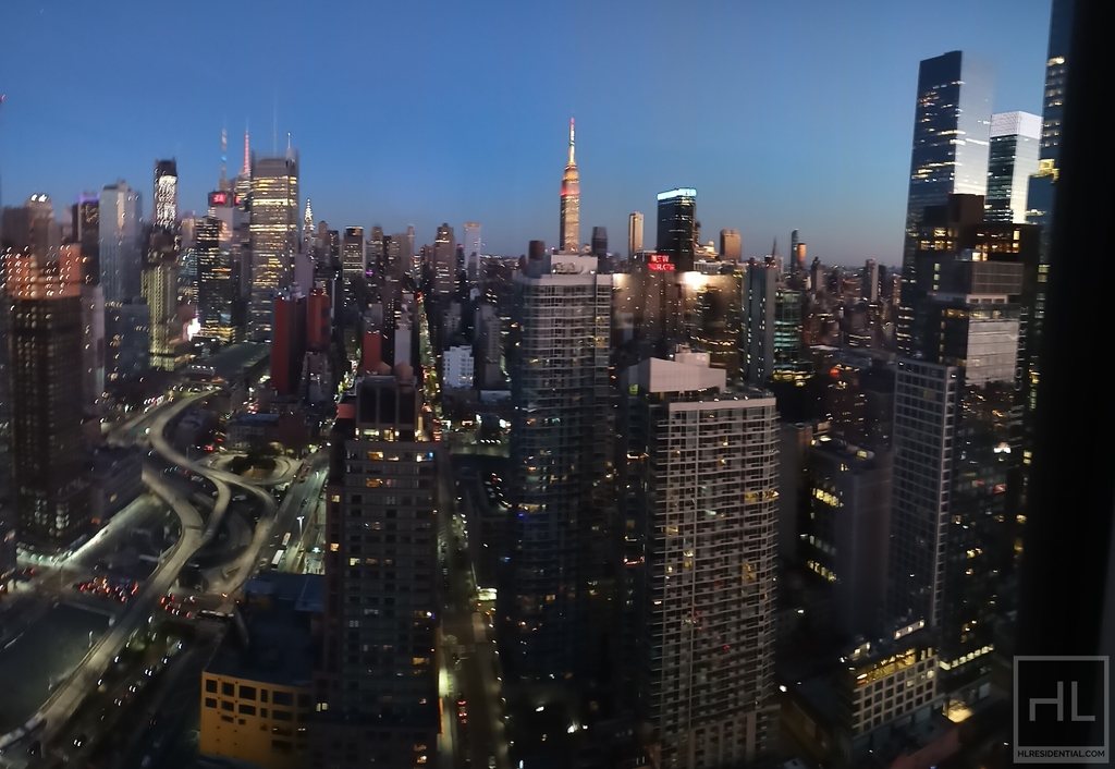 West 38th Street - Photo 0