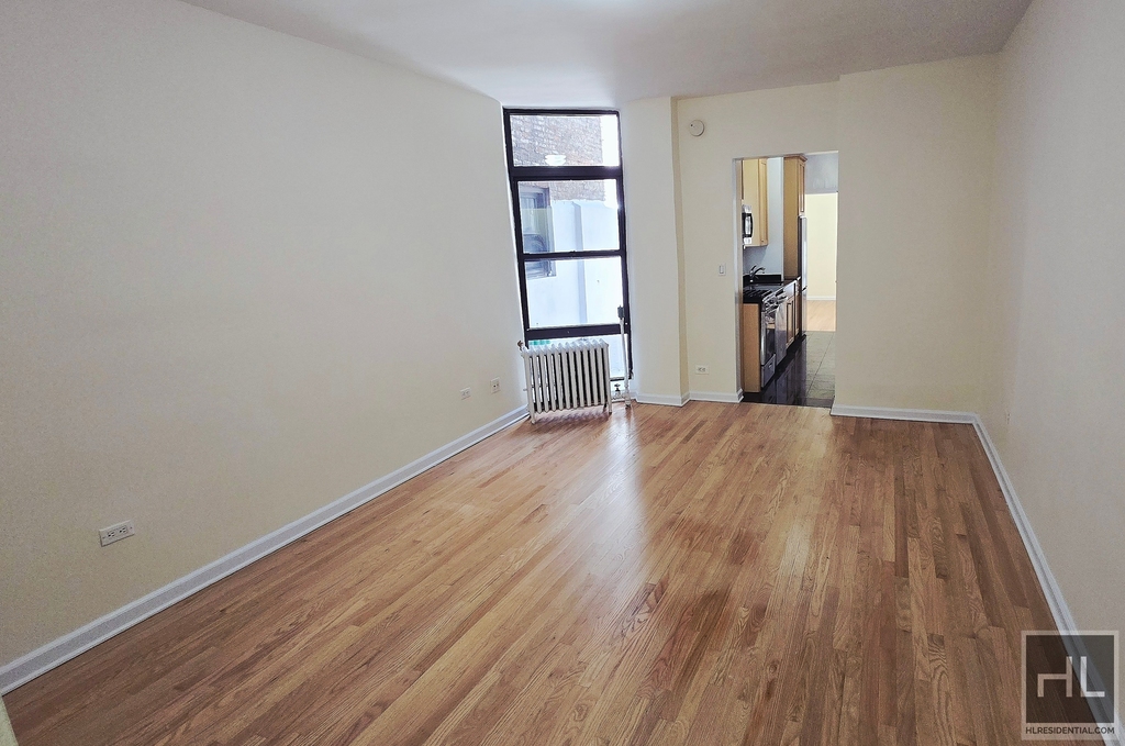 East 84th Street - Photo 0