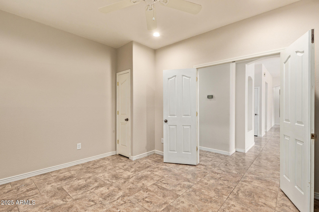 434 E Sheffield Avenue - Photo 24